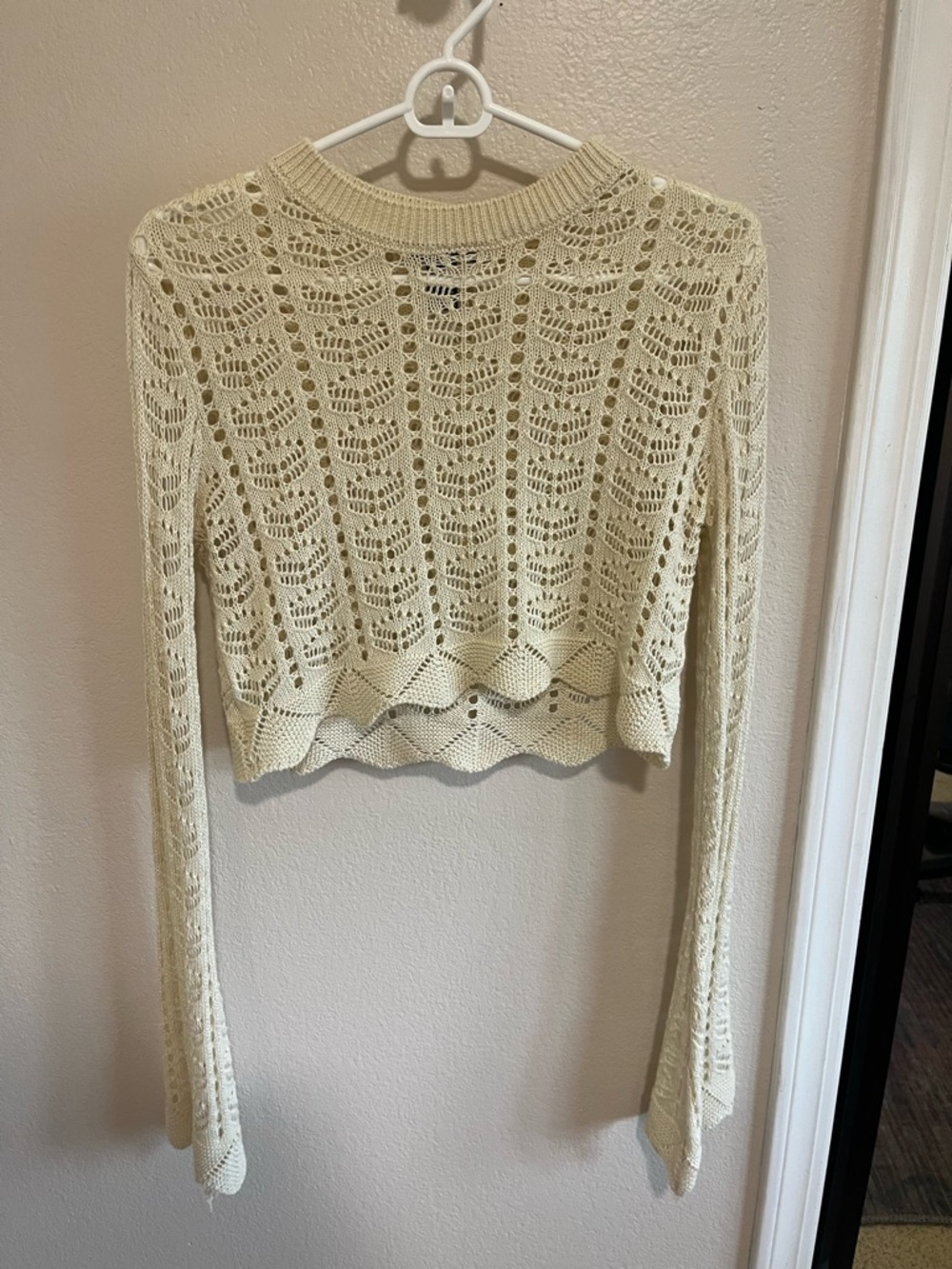 Forever 21 Cream Open-Knit Cropped Sweater